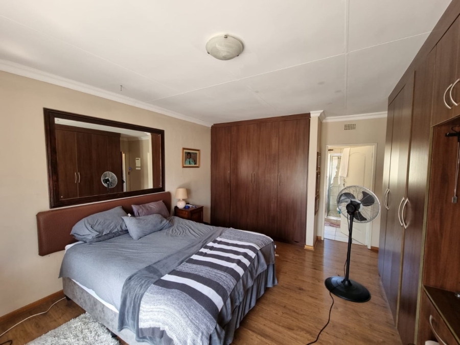 To Let 3 Bedroom Property for Rent in La Provance Free State